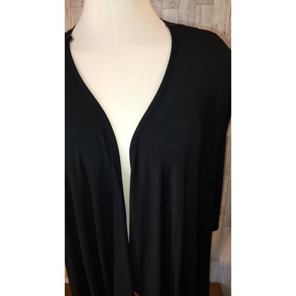Red Woman's Black Open Front Cardigan Jacket Size XL Beautiful Lace Accent Back - Picture 6 of 13